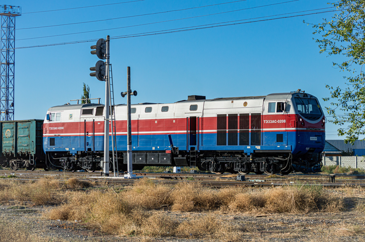 ТЭ33АС-0208