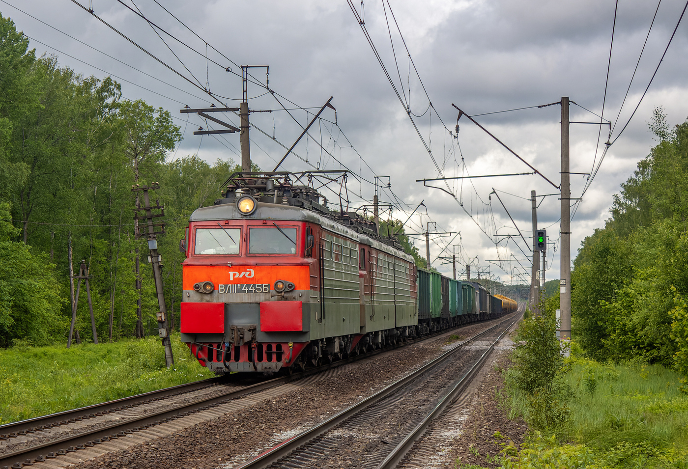 ВЛ11М-445