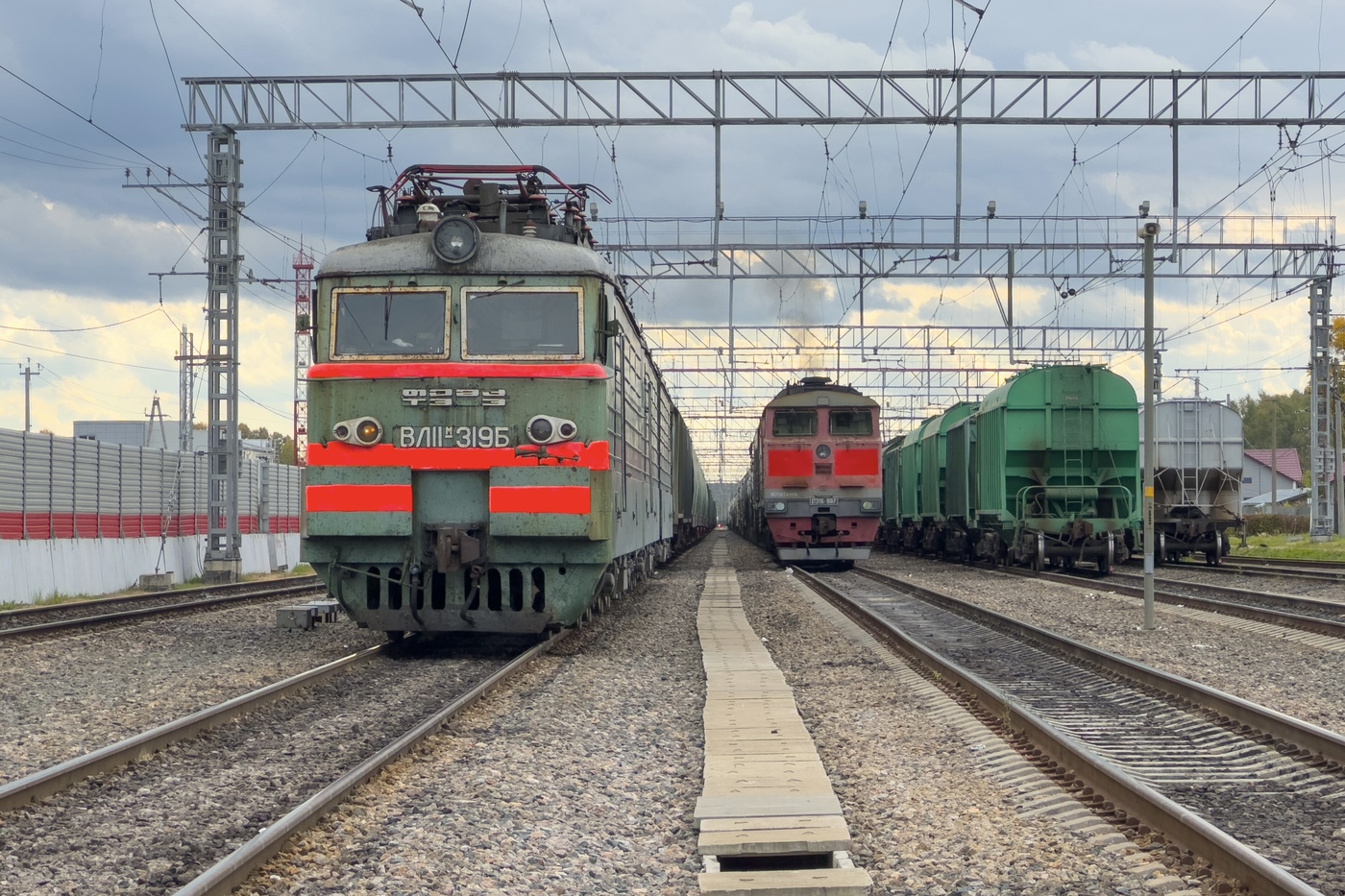 ВЛ11М-319Б; 2ТЭ116-1607