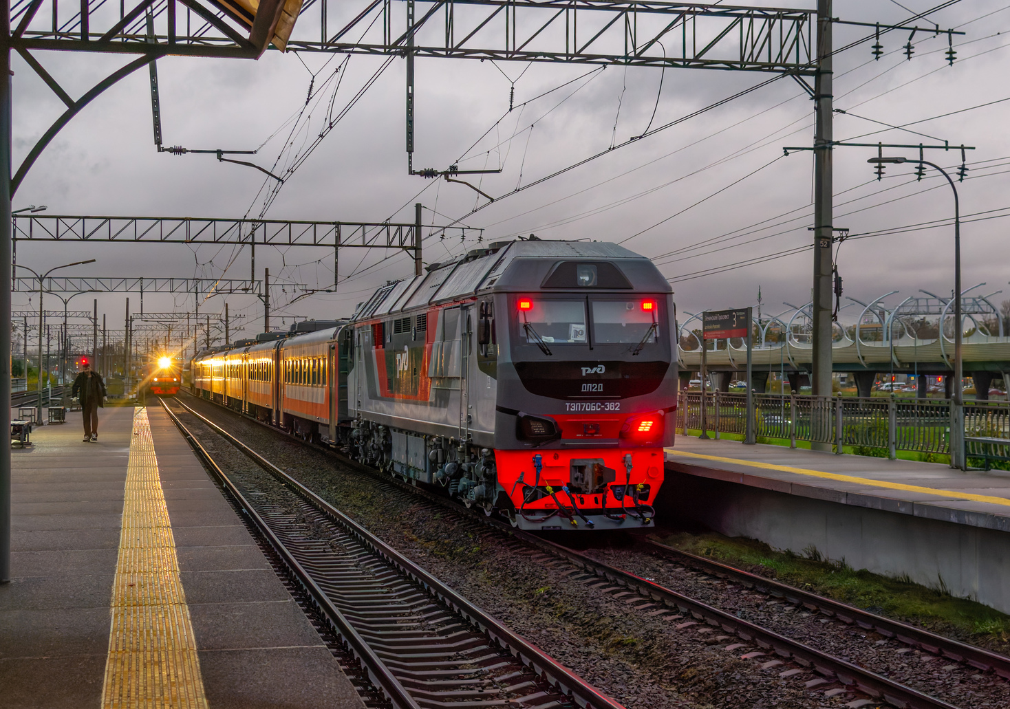 ДП2Д-0001; ТЭП70БС-382