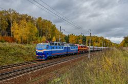 ЭП2К-262 (Западно-Сибирская железная дорога); ЧС7-016 (Московская железная дорога)